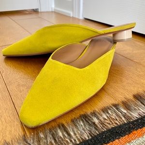LOQ Carmen Suede Mules